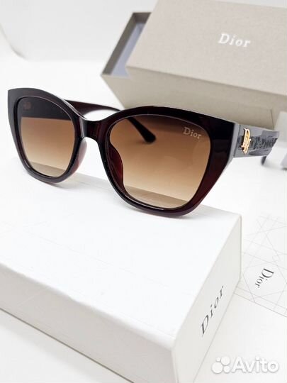 Солнцезащитные очки dior