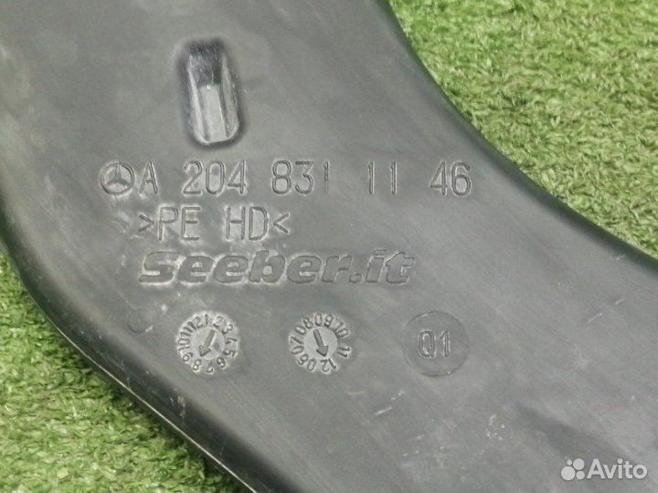 Воздуховод Mercedes Glk