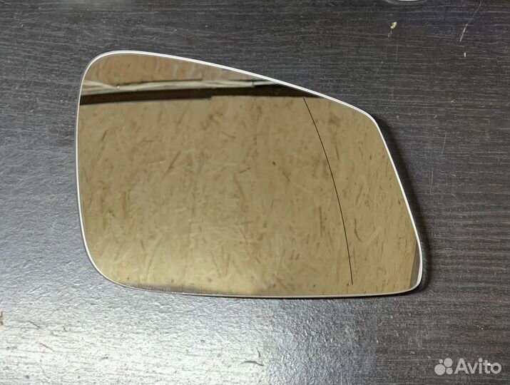 Зеркальный элемент правый BMW 5 F10