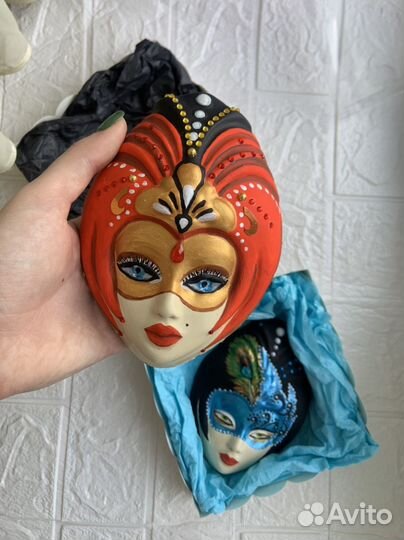 Маска декоративная на стену