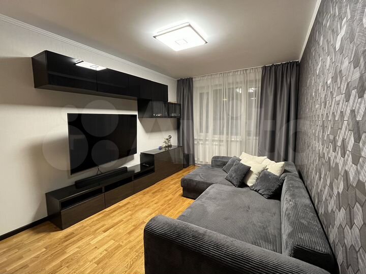 2-к. квартира, 50 м², 2/9 эт.