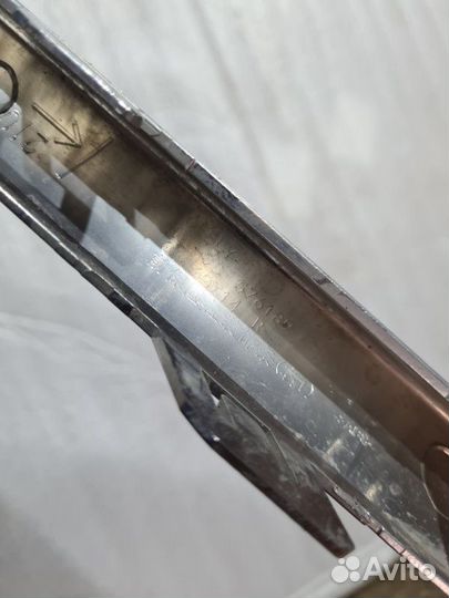 Молдинг бампера передний правый Geely Atlas Pro