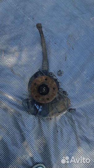 Кулак передняя правая мерседес Mercedes w220