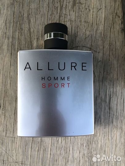 Мужская туалетная вода