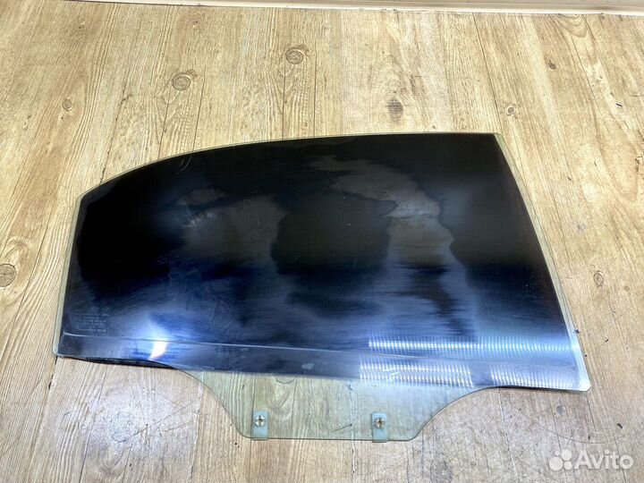 Стекло задней правой двери Chevrolet Lacetti