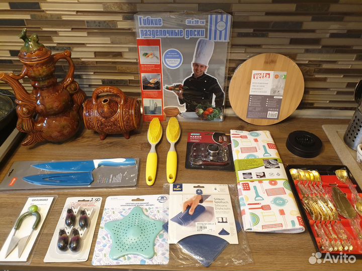 Доска разделочная, яйцерезка, щётки, секатор Икея