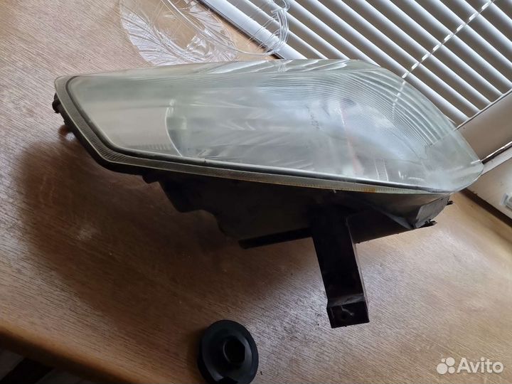 Фара правая geely