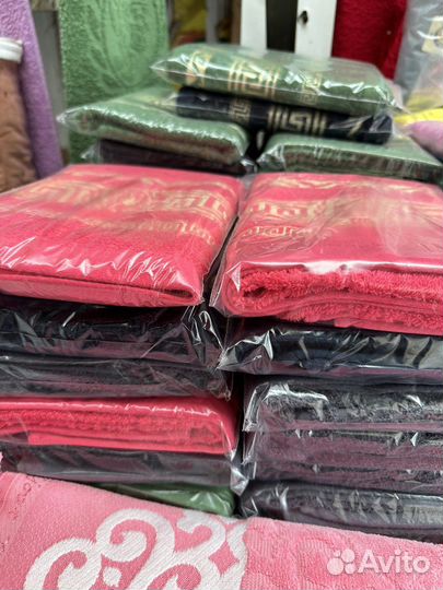 Полотенца махровые