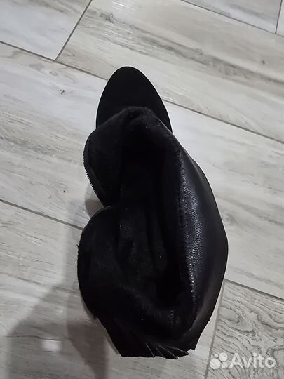 Ботильоны демисезонные замшевые со стразами