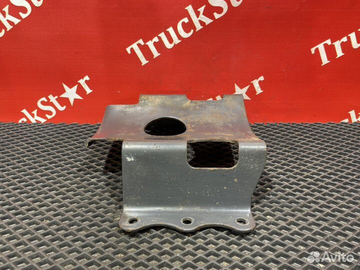 Кронштейн ресивера Volvo FH