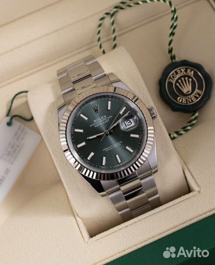 Rolex Datejust 41mm Green Dial Oyster