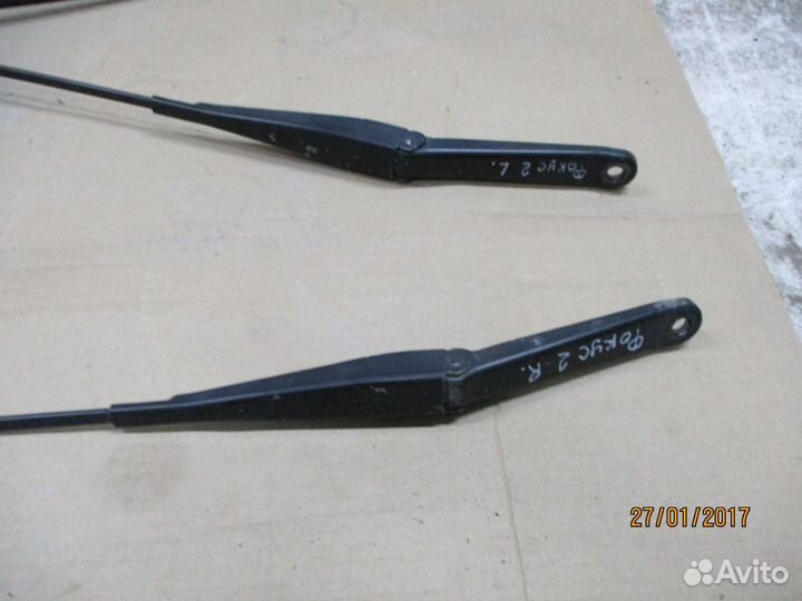 Поводок стеклоочистителя Форд Фокус 2 рестайлинг