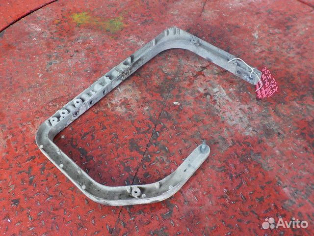 Кронштейн крыла переднего левый Volvo FH FM