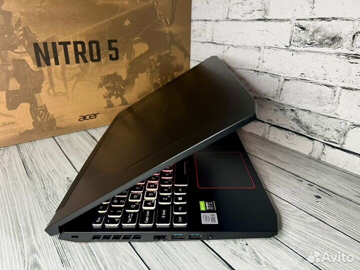 Игровой ноутбук Acer Nitro 5 RTX/512/16/144 Гц