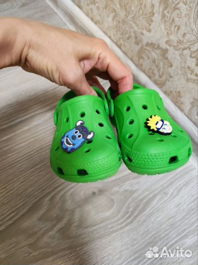 Crocs c 6 7 зелёные