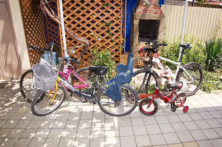 Комната 15 м² в 4-к., 1/1 эт.