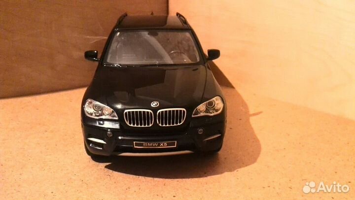 Модель а/м BMW X5 радиоуправляемая