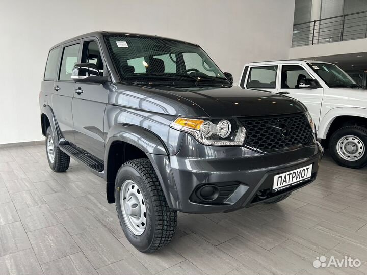 УАЗ Patriot 2.7 МТ, 2024