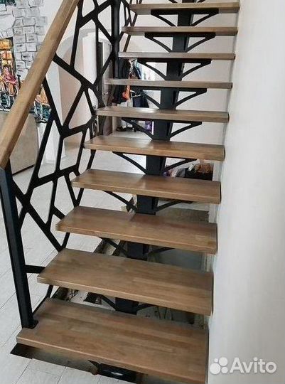 Лестница для офиса