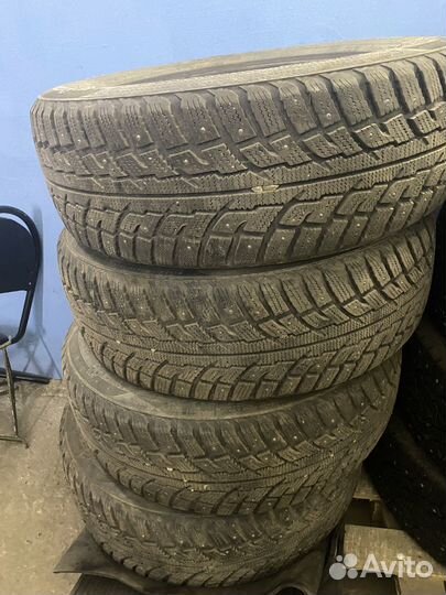 Marshal I'Zen RV Stud KC16 225/60 R18