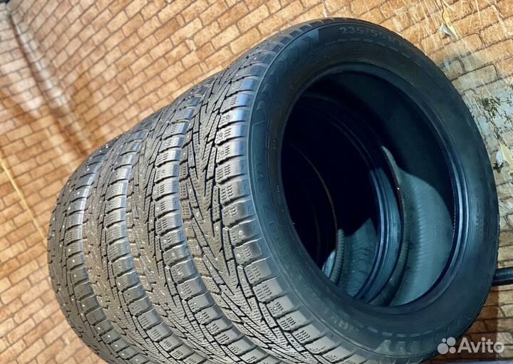 Nokian Tyres Hakkapeliitta 7 SUV 235/55 R19