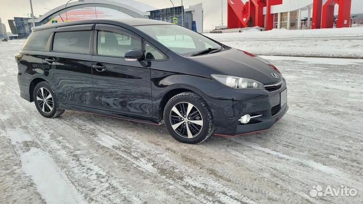 Toyota Wish 1.8 CVT, 2014, 92 200 км