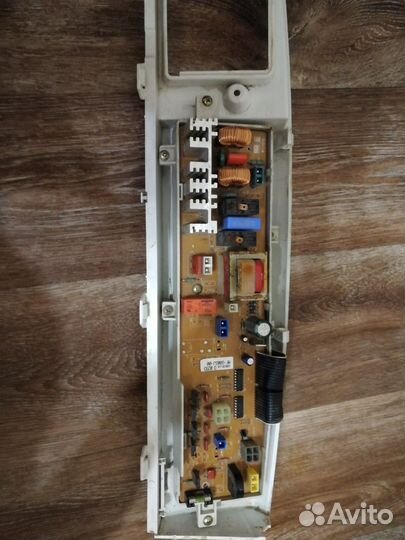 Панель управления стиральной машины