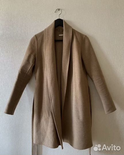 Пальто женское Massimo Dutti