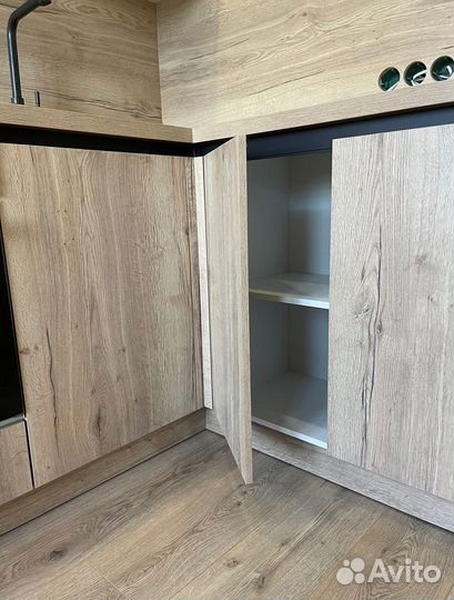 Кухня до потолка на заказ