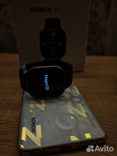 Смарт часы honor watch 4