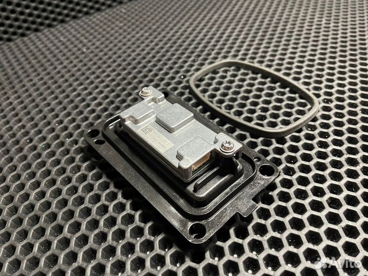 Блоки питания для LED в фару jetta оригинал