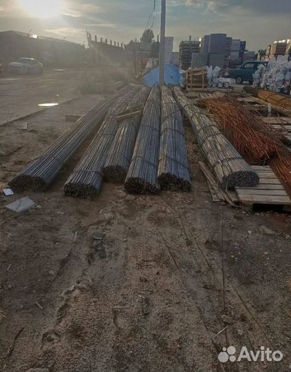 Уголок для усиления колонн