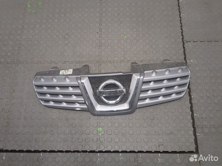 Решетка радиатора Nissan Qashqai, 2010