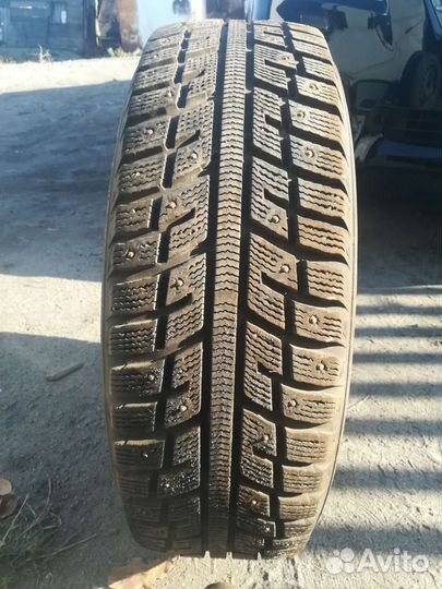 Zenna R-D-M SPORT 205/70 R15
