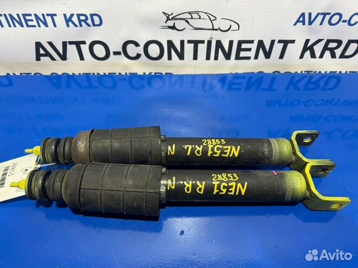 Амортизатор задний Nissan Elgrand NE51 VQ35