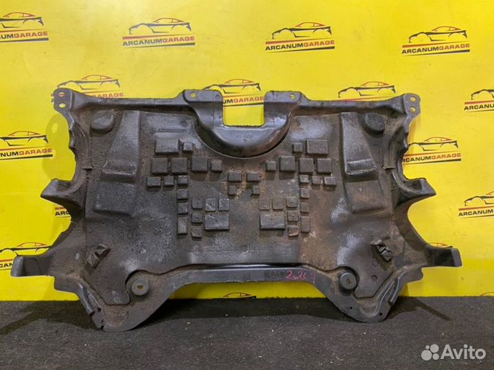 Защита двигателя Mercedes 207 W207 OM651.911 2011