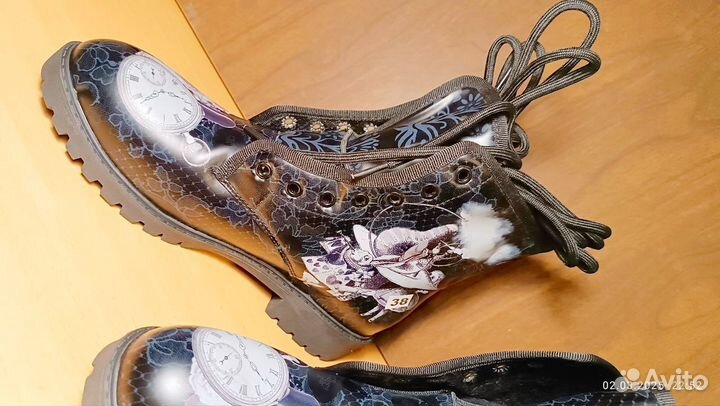 Ботинки женские, демисезонные, эксклюзивный дизайн