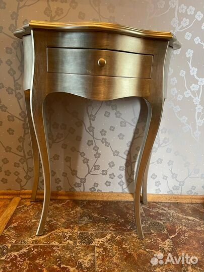 Консоль и зеркало