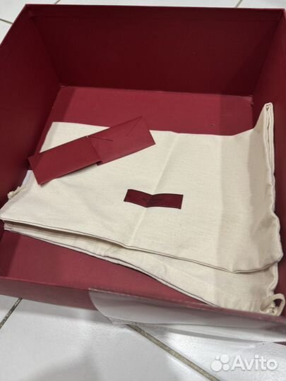 Коробка louis vuitton valentino