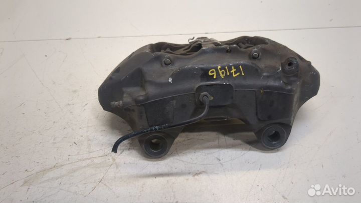 Суппорт левый передний Volkswagen Touareg