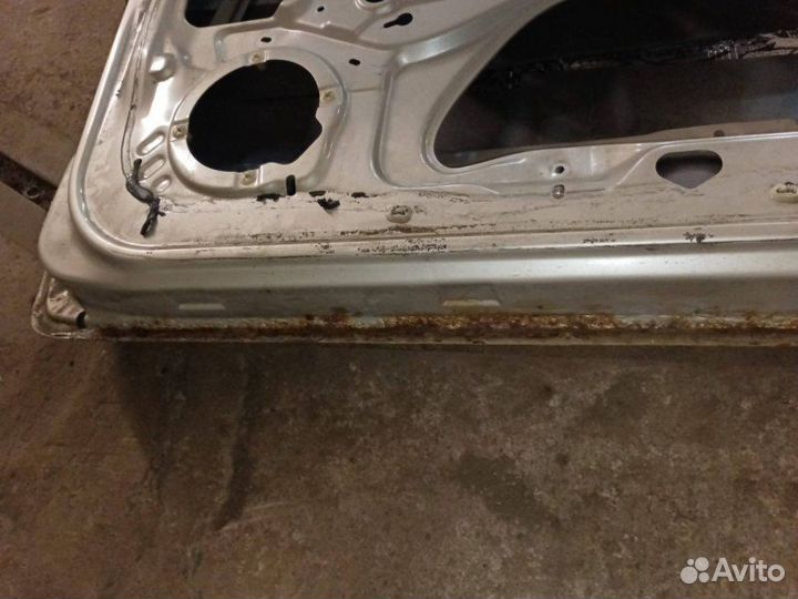 Дверь передняя правая Renault Symbol 2007