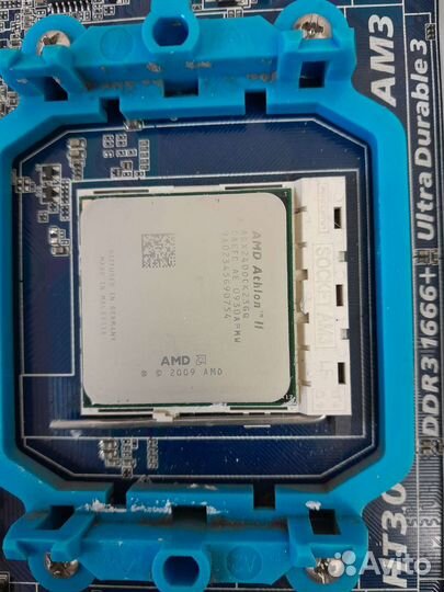Gigabyte HT3.0 плата AM3 с процессором