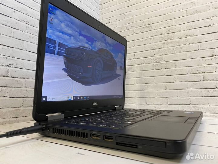 Мощный ноутбук Dell i5/ SSD + HDD / 8 Gb