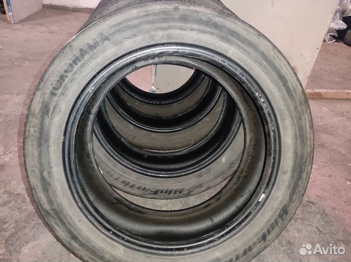 Yokohama BluEarth E70 215/55 R17 94V