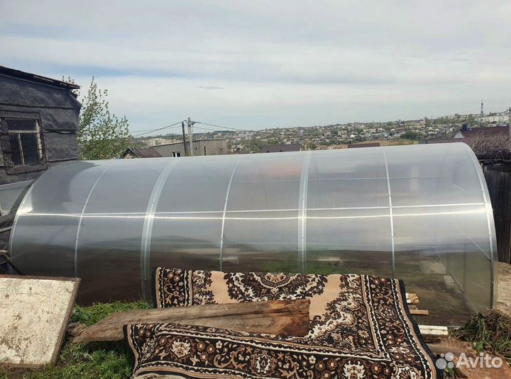 Теплица из поликарбоната