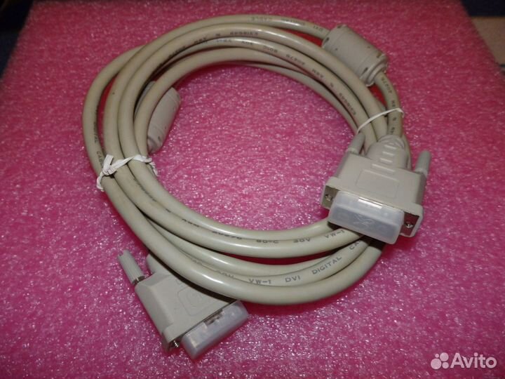 Кабель VGA и DVI