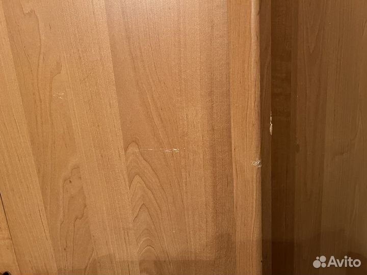 Угловой шкаф