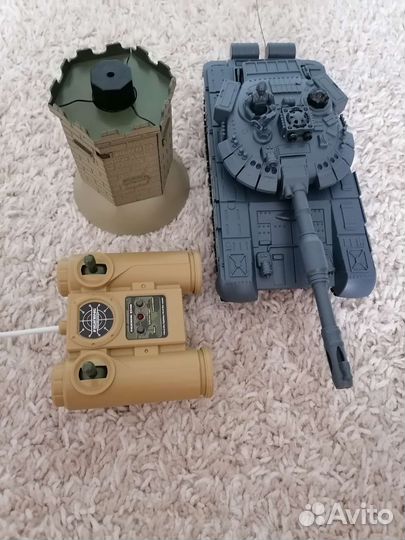 Танк с башней на радио управлении