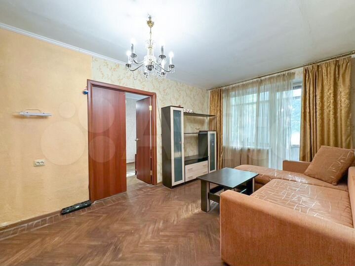 2-к. квартира, 43,3 м², 2/5 эт.