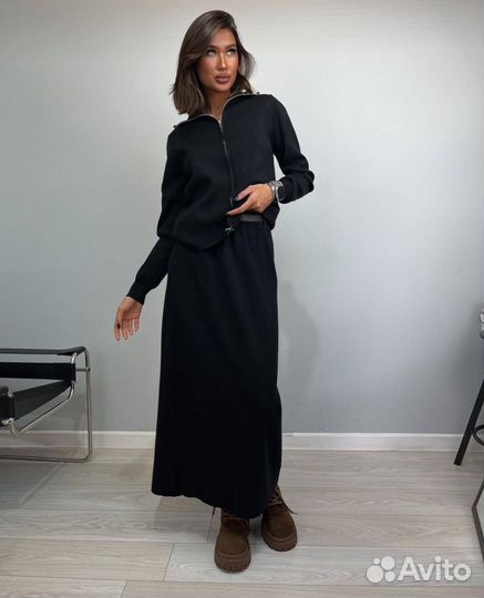 Трикотажный костюм женский двойка с юбкой